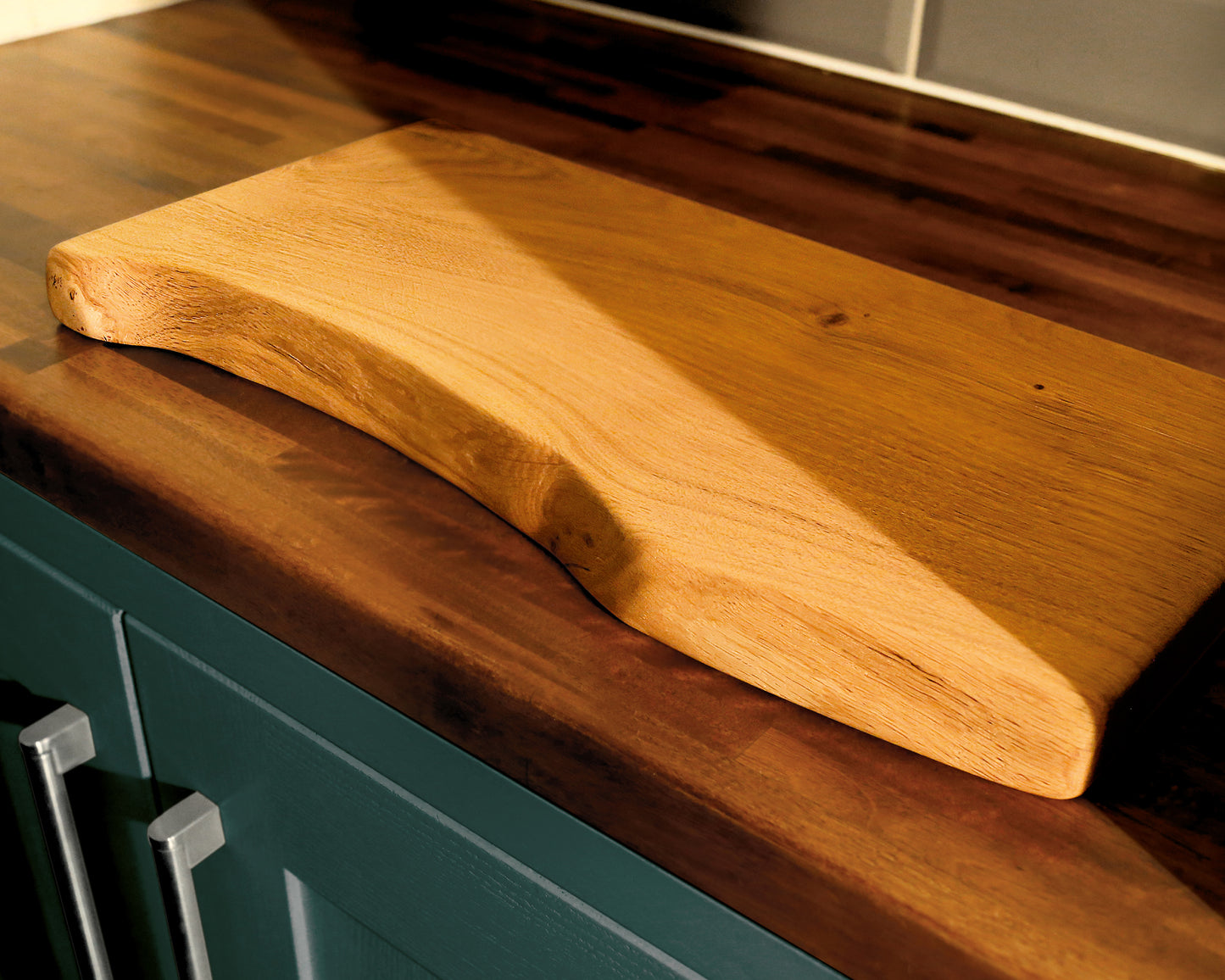 Live Edge Chopping board - Serving board - Charcuterie board - Stunning English Oak