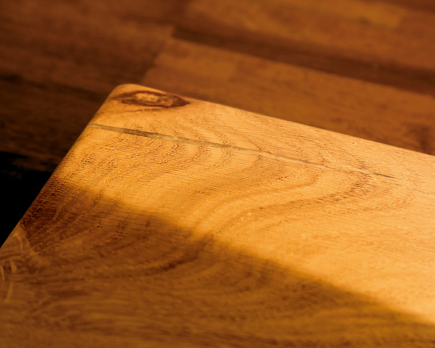 Live Edge Chopping board - Serving board - Charcuterie board - Stunning English Oak